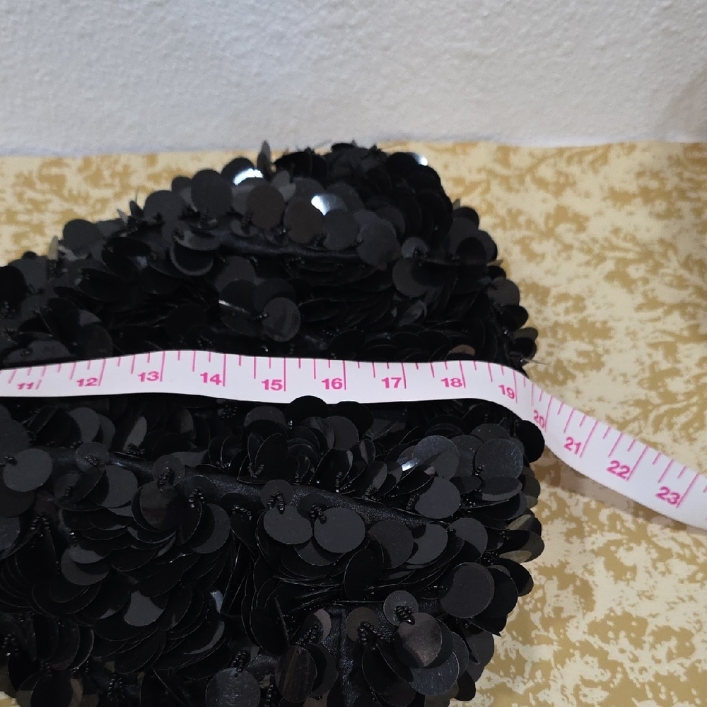 Chic Black Sequin Shoulder Bag - image 8